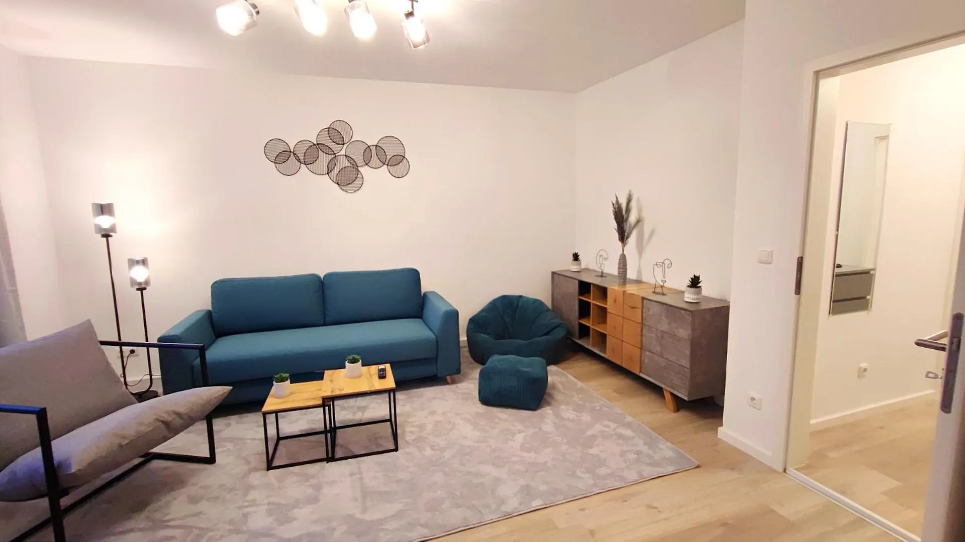 Homely Stay - Urban Oasis Apartments Moosburg an der Isar 0*,